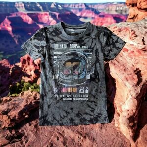 Small unisex reverse dye MTV T-shirt